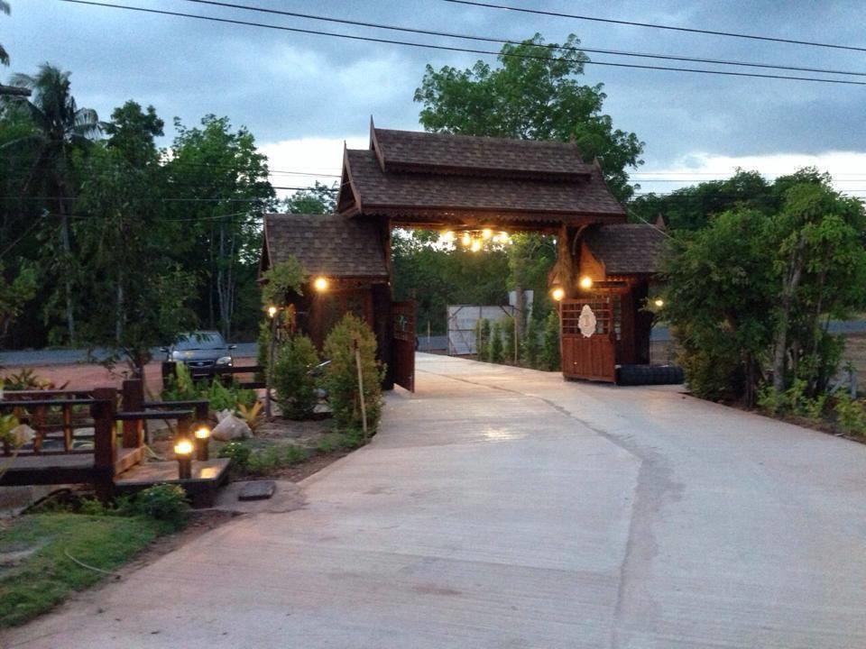 منتجع بوريلامبلاي Thung Yai المظهر الخارجي الصورة